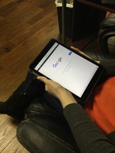Webmaster Tests Google on Tablet Webmaster Tests Google on Tablet